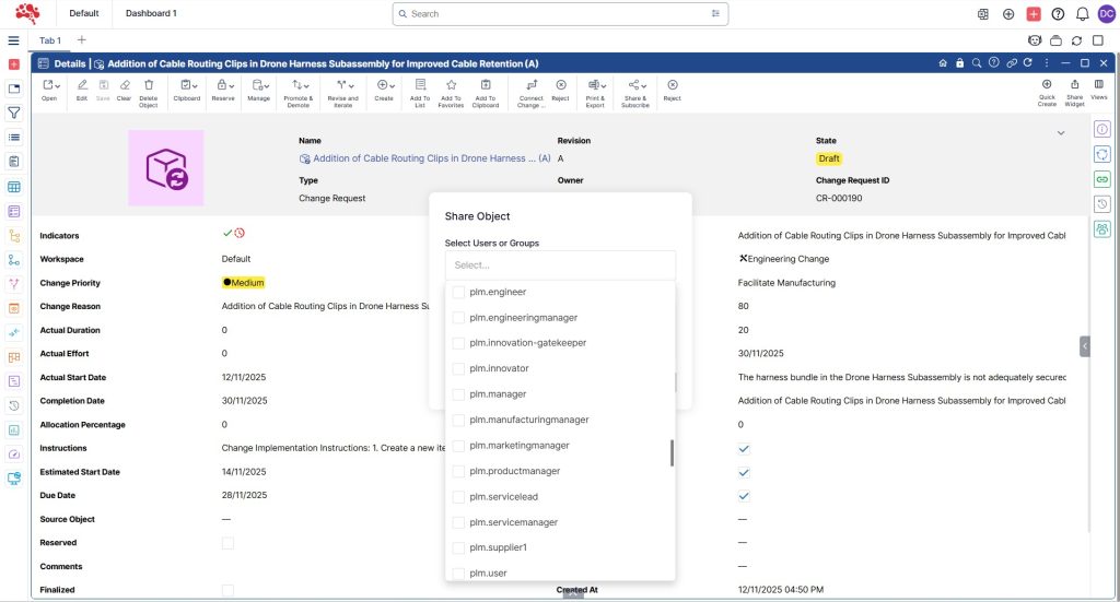 2.2 Select the appropriate users or groups to share the Change Request